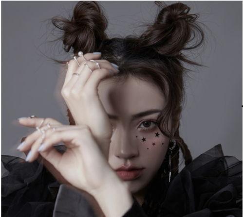 刘思瑶吃瓜网红是谁呀,揭秘刘思瑶吃瓜网红背后的神秘身份  第2张